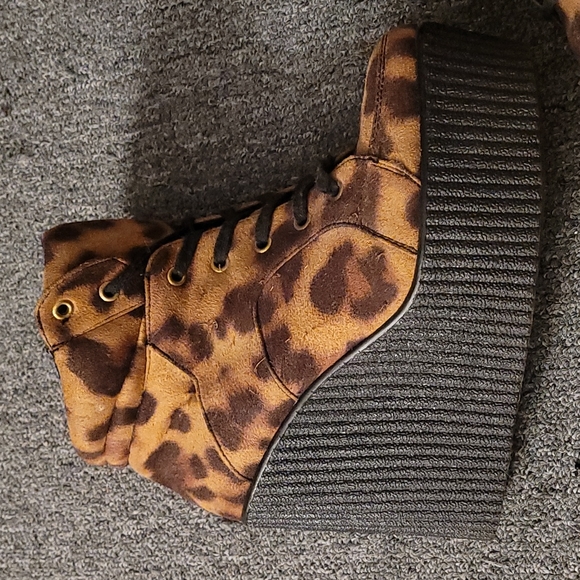 VINTAGE Platforms sz 9 - Picture 4 of 15